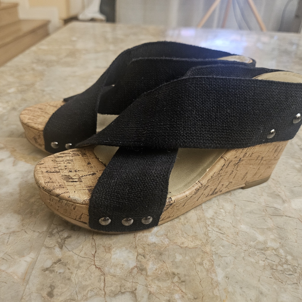 BP Black Wedge Sandals